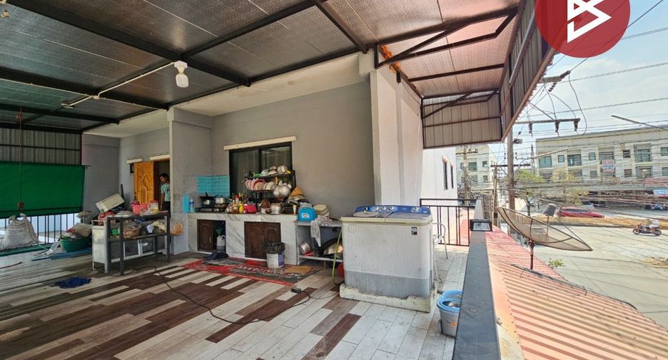 For sale 4 ベッドルーム retail Space in Phan Thong, Chonburi