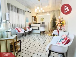 Gewerbefläche zum Kauf mit 3 Zimmer in Mueang Rayong, Rayong