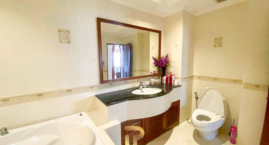 For sale 2 bedrooms condo in Bang Lamung, Chonburi