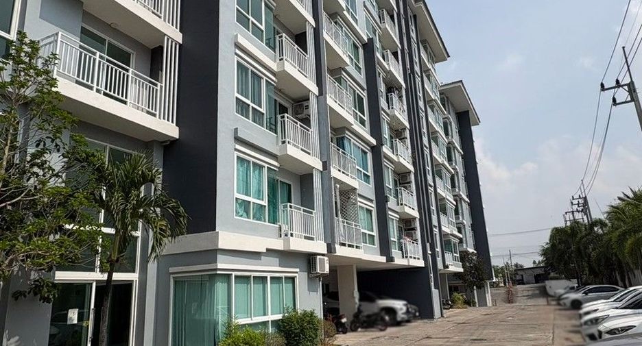 For sale 1 bed condo in Si Racha, Chonburi
