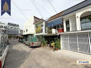 For sale 2 bedrooms townhouse in Lat Phrao, Bangkok