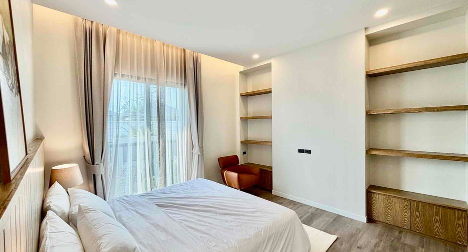 Villa en alquiler de 3 habitaciones en Bang Lamung, Chonburi