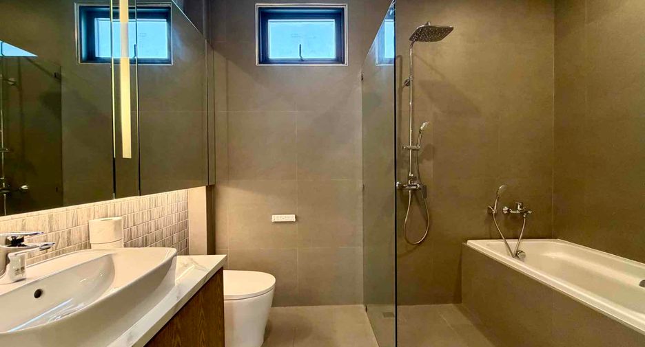 Villa en alquiler de 3 habitaciones en Bang Lamung, Chonburi