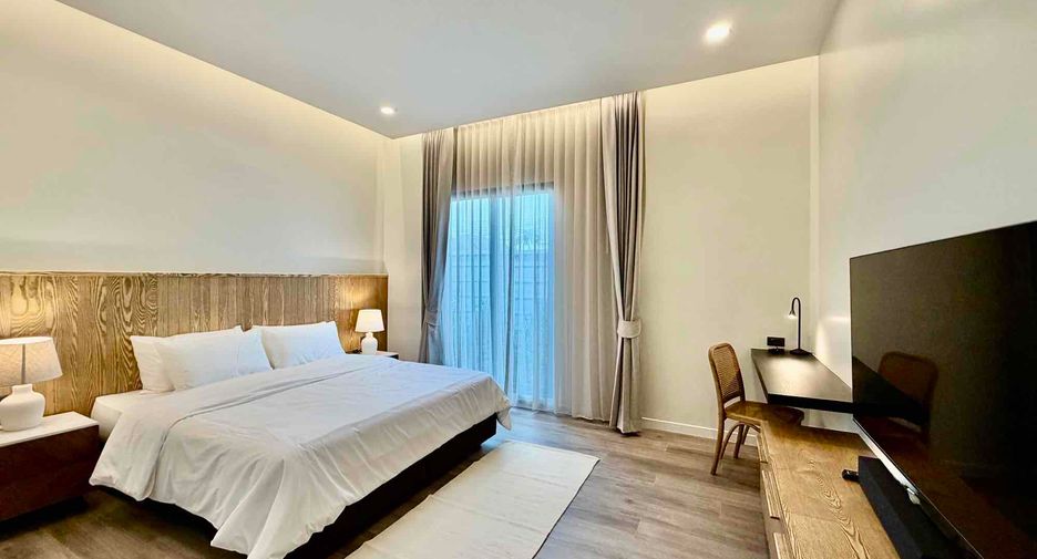 Villa en alquiler de 3 habitaciones en Bang Lamung, Chonburi