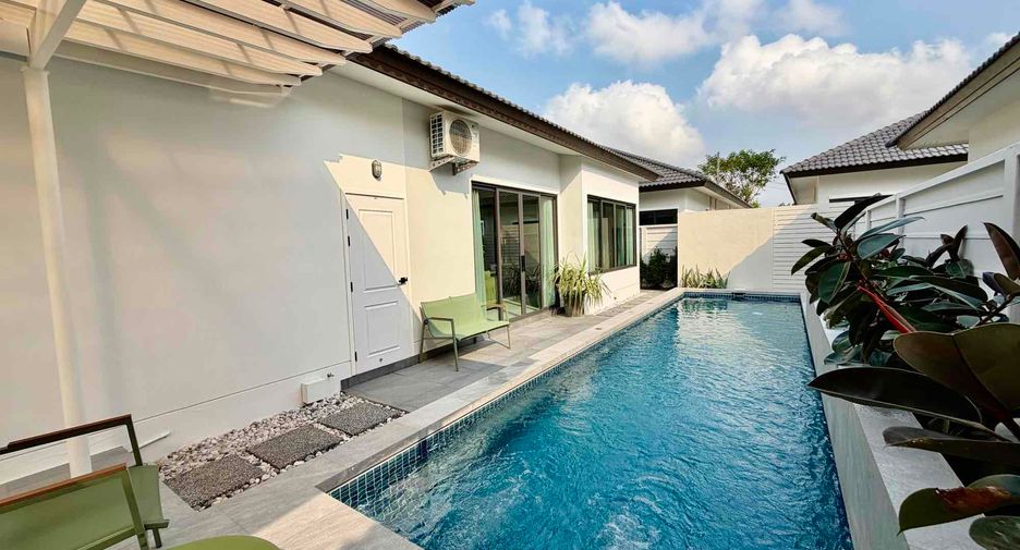 Villa en alquiler de 3 habitaciones en Bang Lamung, Chonburi