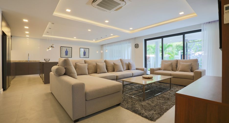 À vendre 5 chambres maison à Jomtien, Pattaya