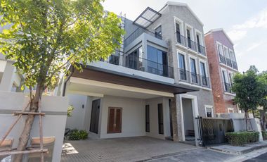 出租 4 卧室 独立屋 在 Lat Phrao, 曼谷