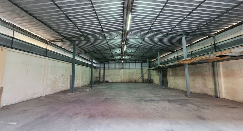 For sale warehouse in Thung Khru, Bangkok