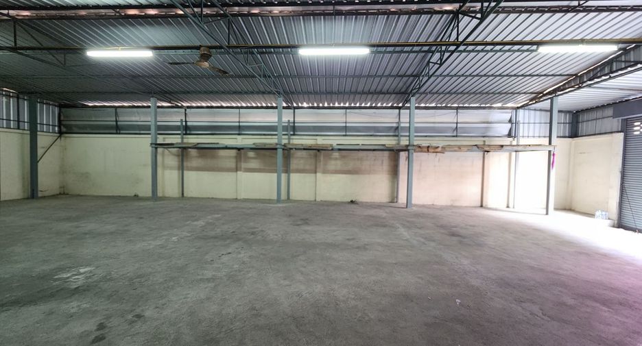 For sale warehouse in Thung Khru, Bangkok