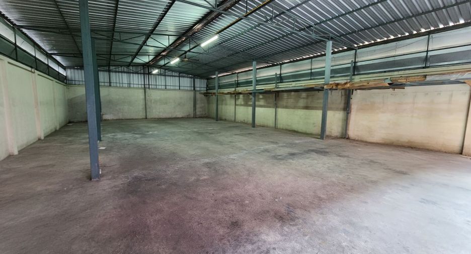For sale warehouse in Thung Khru, Bangkok