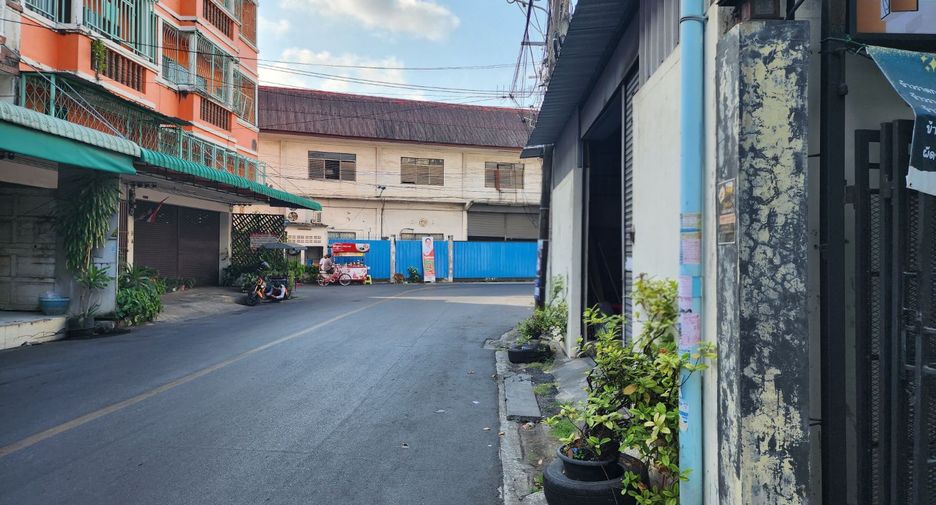 For sale warehouse in Thung Khru, Bangkok
