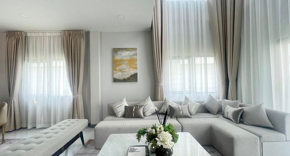 Haus zur Miete mit 4 Zimmer in Bang Phli, Samut Prakan