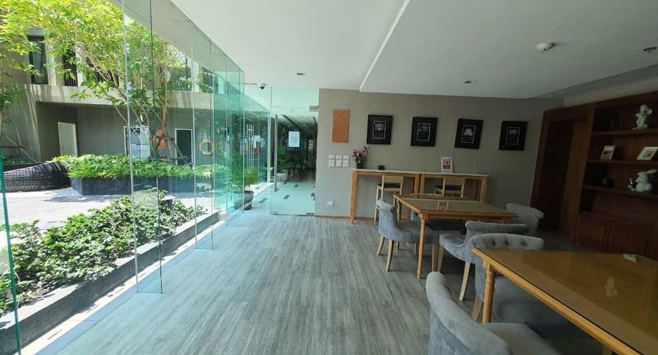 For rent 1 bed condo in Watthana, Bangkok