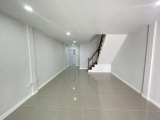 For sale 2 bedrooms townhouse in Thawi Watthana, Bangkok