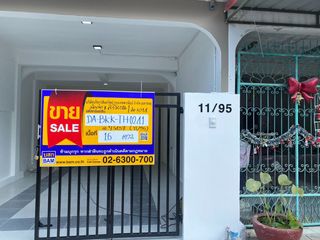 For sale 2 bedrooms townhouse in Thawi Watthana, Bangkok