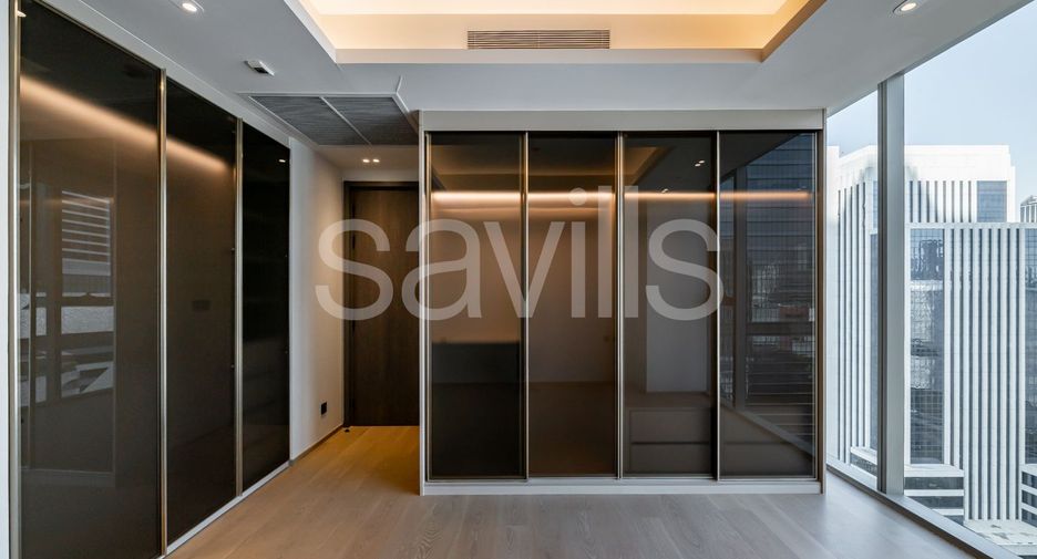 For sale 2 bedrooms condo in Pathum Wan, Bangkok