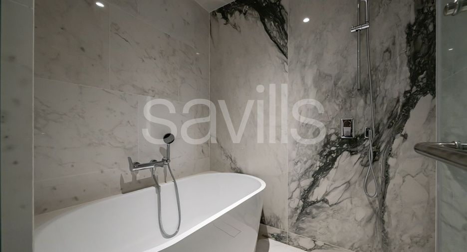For sale 2 bedrooms condo in Pathum Wan, Bangkok