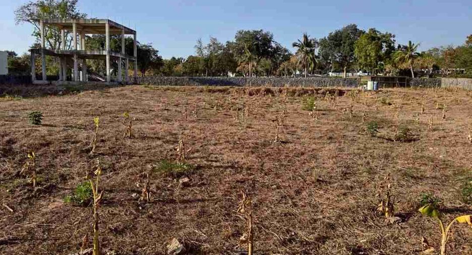 À vendre terrain à Bang Lamung, Chonburi