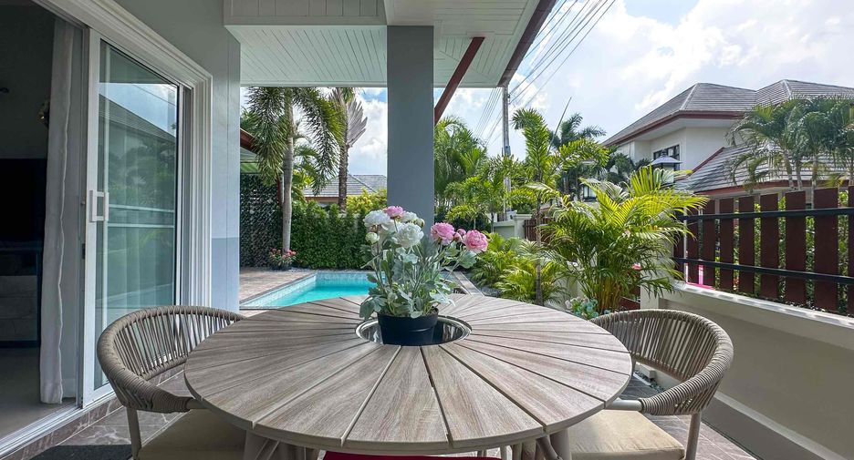 For sale 3 ベッドルーム house in Huay Yai, Pattaya