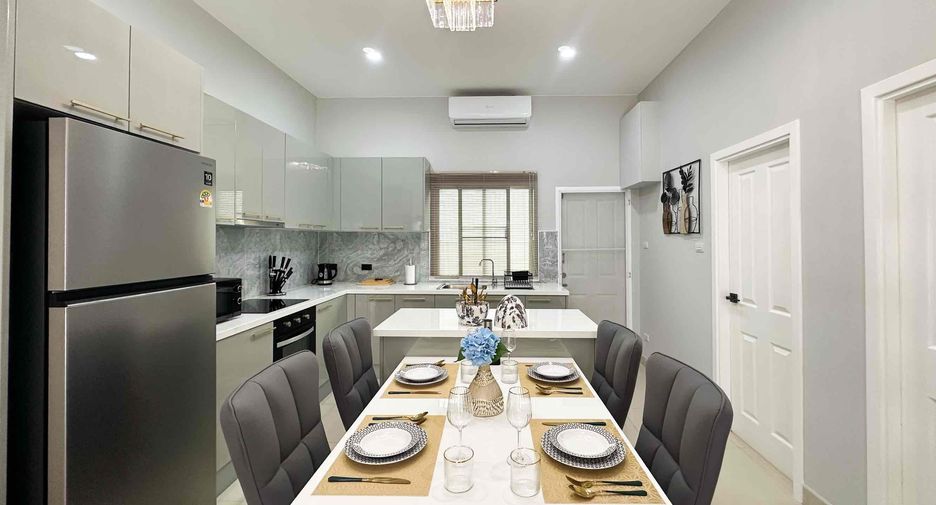For sale 3 ベッドルーム house in Huay Yai, Pattaya