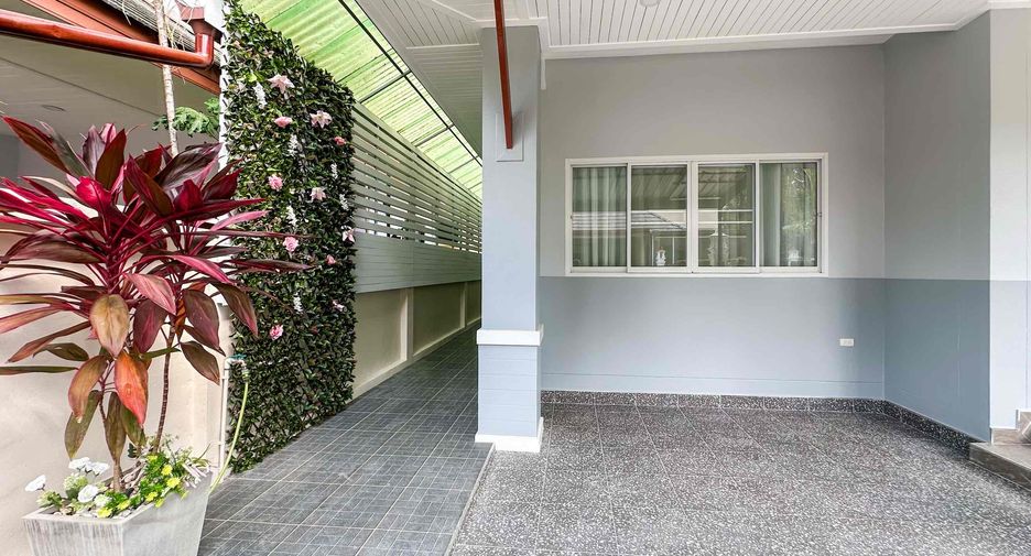For sale 3 ベッドルーム house in Huay Yai, Pattaya