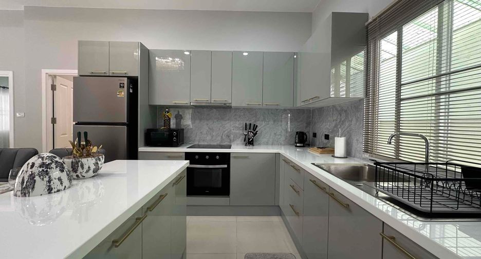 For sale 3 ベッドルーム house in Huay Yai, Pattaya