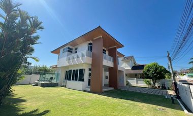 Casa en venta de 4 habitaciones en Bang Lamung, Chonburi