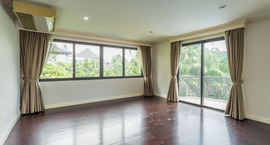 Haus zur Miete mit 4 Zimmer in Suan Luang, Bangkok