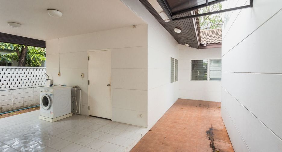 Haus zur Miete mit 4 Zimmer in Suan Luang, Bangkok