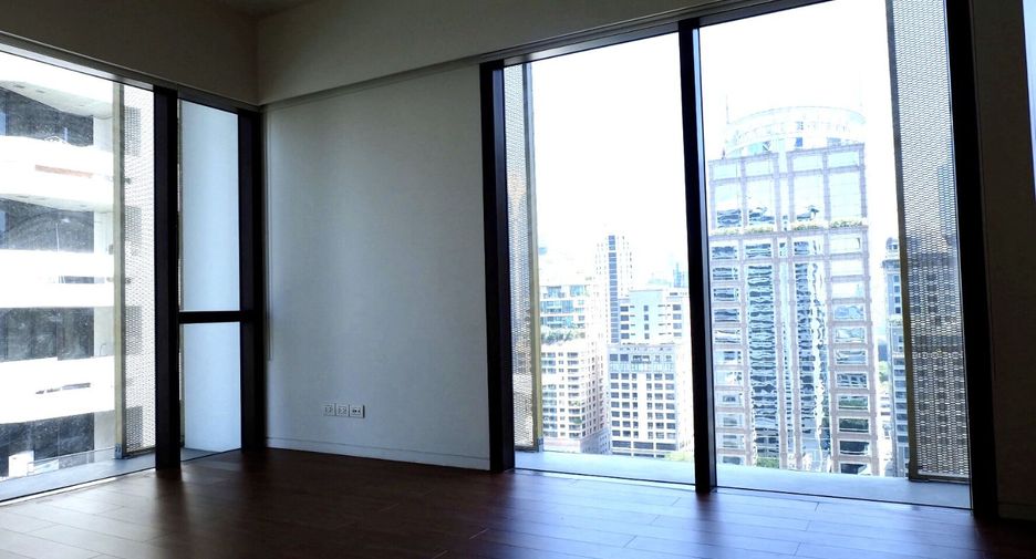 For sale 2 bedrooms condo in Pathum Wan, Bangkok