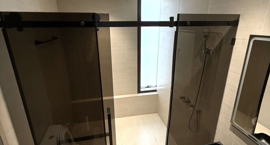For sale 2 bedrooms condo in Pathum Wan, Bangkok