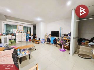For sale 3 bedrooms townhouse in Phan Thong, Chonburi