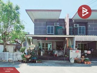 For sale 3 bedrooms townhouse in Phan Thong, Chonburi