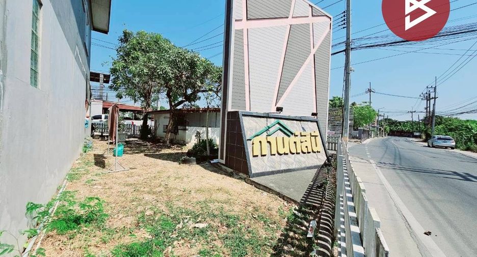 For sale 3 bedrooms townhouse in Phan Thong, Chonburi