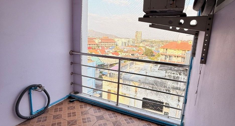 Wohnung zum Kauf mit 1 Zimmer in Si Racha, Chonburi