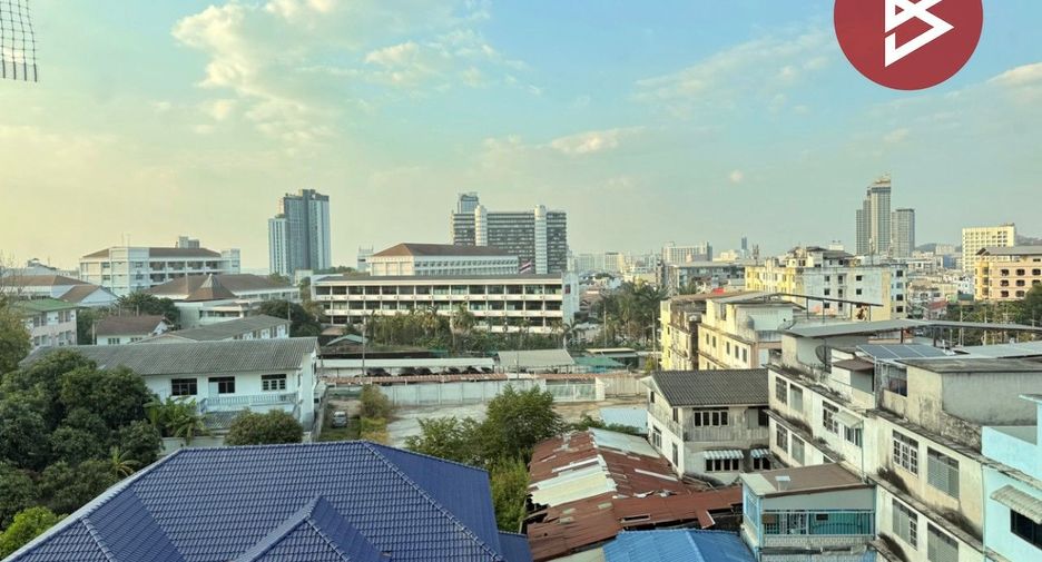 Wohnung zum Kauf mit 1 Zimmer in Si Racha, Chonburi