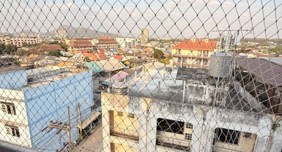 Wohnung zum Kauf mit 1 Zimmer in Si Racha, Chonburi