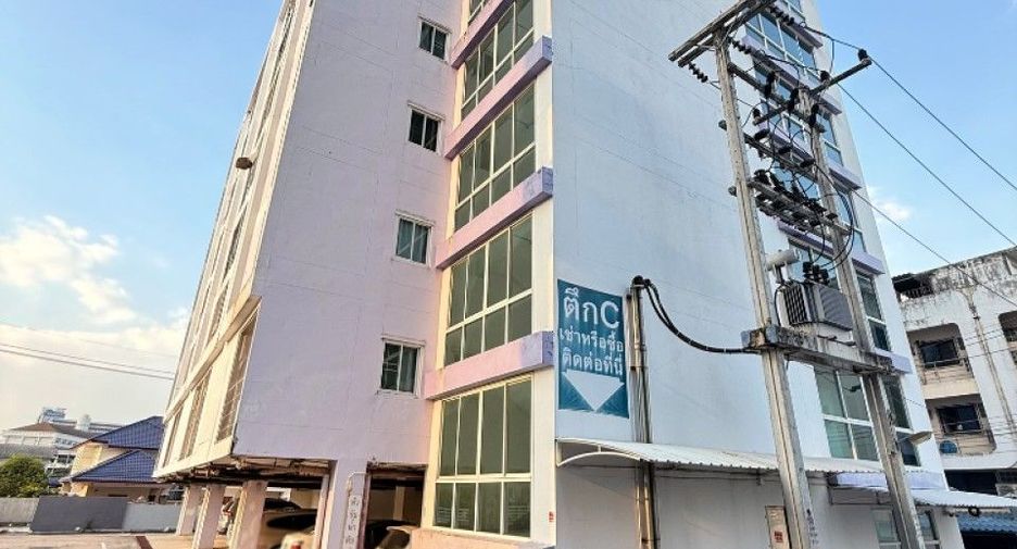 Wohnung zum Kauf mit 1 Zimmer in Si Racha, Chonburi