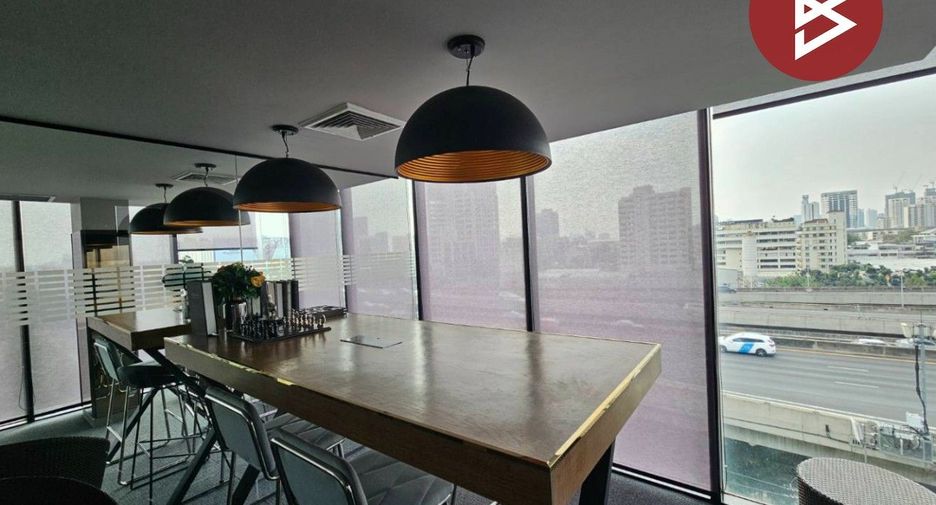 Condo en venta de 1 habitaciones en Huai Khwang, Bangkok