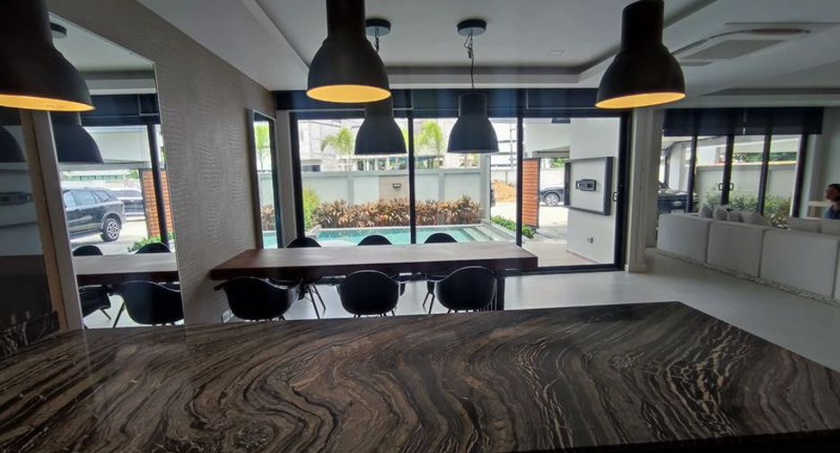 Haus zum Kauf mit 3 Zimmer in Bang Lamung, Chonburi