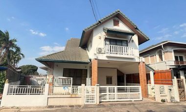 Haus zum Kauf mit 4 Zimmer in Bang Lamung, Chonburi