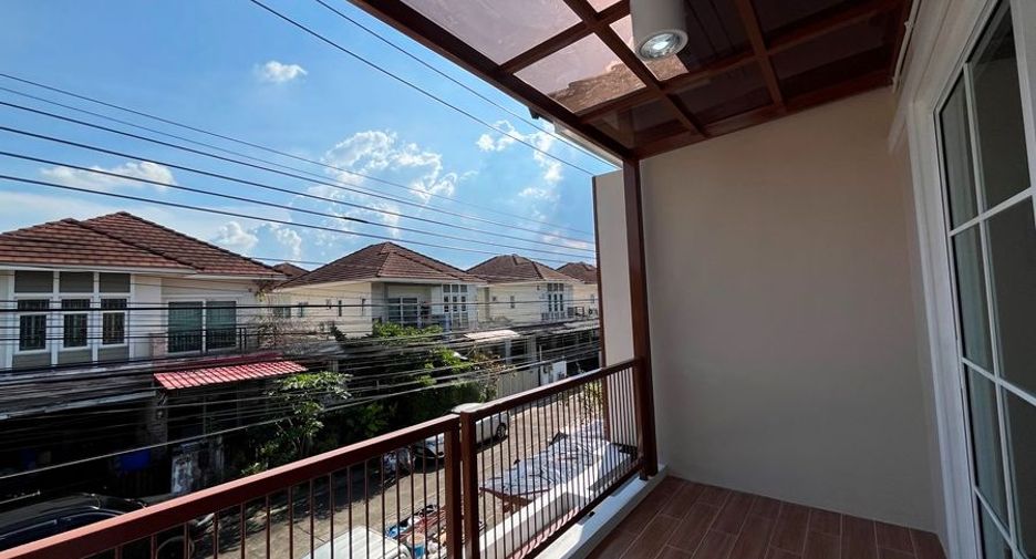 À vendre 3 chambres maison à Khlong Sam Wa, Bangkok