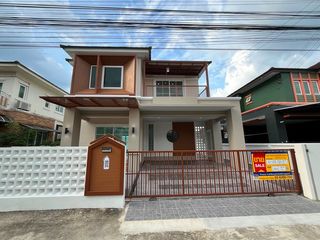 For sale 3 bedrooms house in Khlong Sam Wa, Bangkok