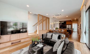 Haus zum Kauf mit 4 Zimmer in Bang Lamung, Chonburi