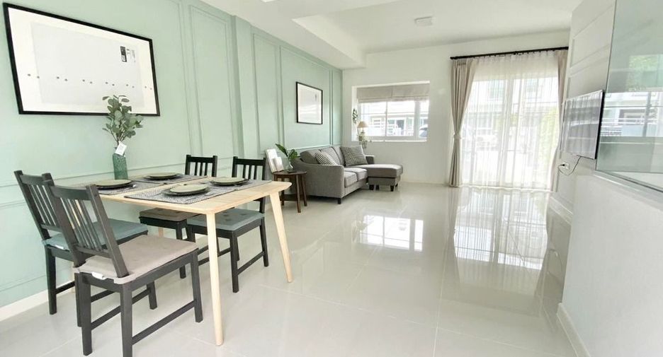 For rent and for sale 3 bedrooms townhouse in Bang Phli, Samut Prakan