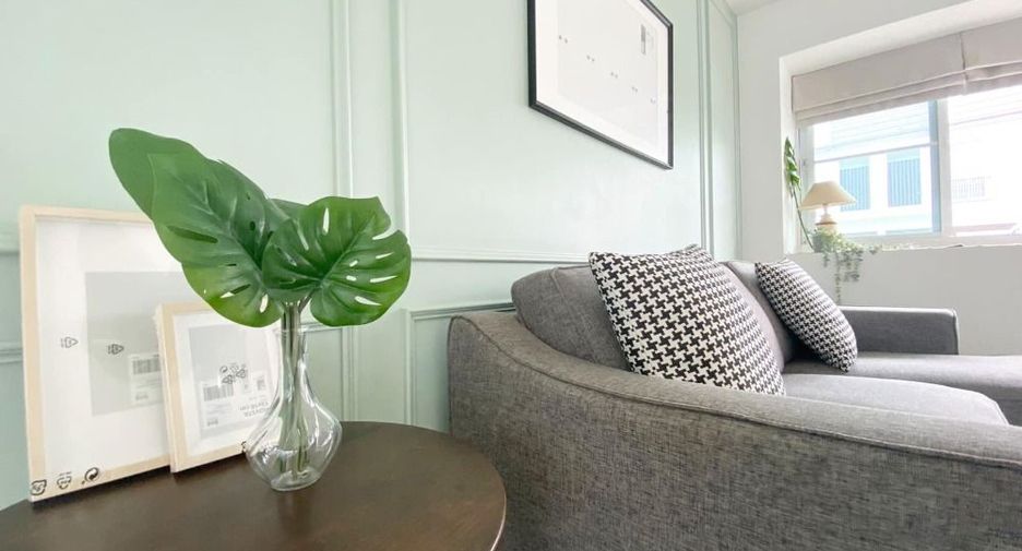 For rent and for sale 3 bedrooms townhouse in Bang Phli, Samut Prakan