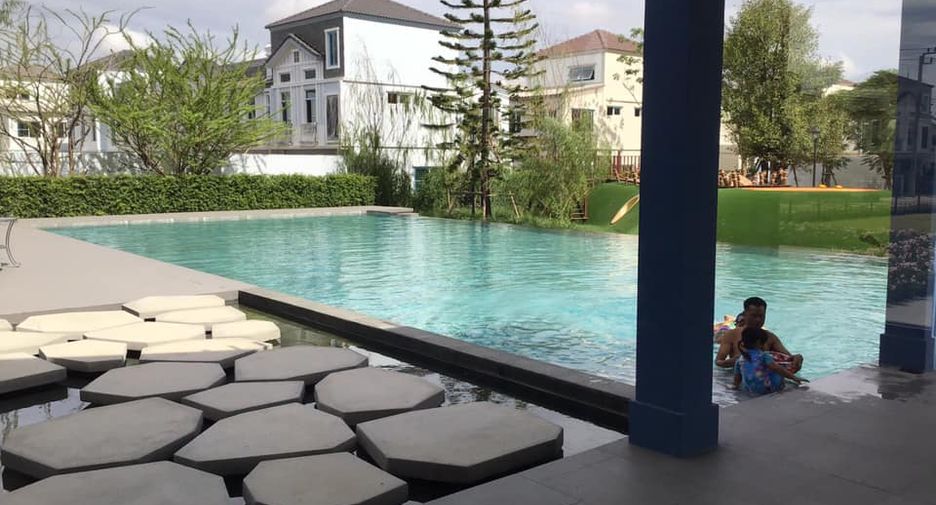 For rent and for sale 3 bedrooms townhouse in Bang Phli, Samut Prakan