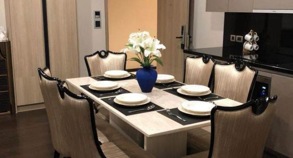 Condo en alquiler de 2 habitaciones en Khlong Toei, Bangkok