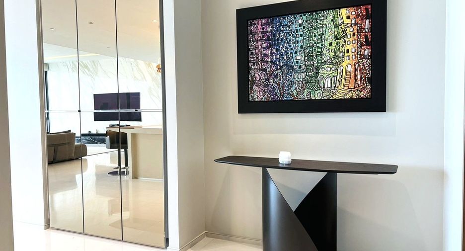 Condo en venta de 4 habitaciones en Pathum Wan, Bangkok