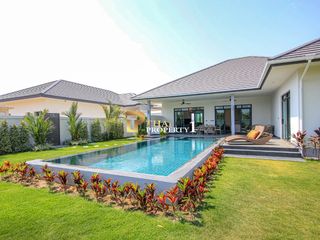 For sale 3 bedrooms villa in Hua Hin, Prachuap Khiri Khan